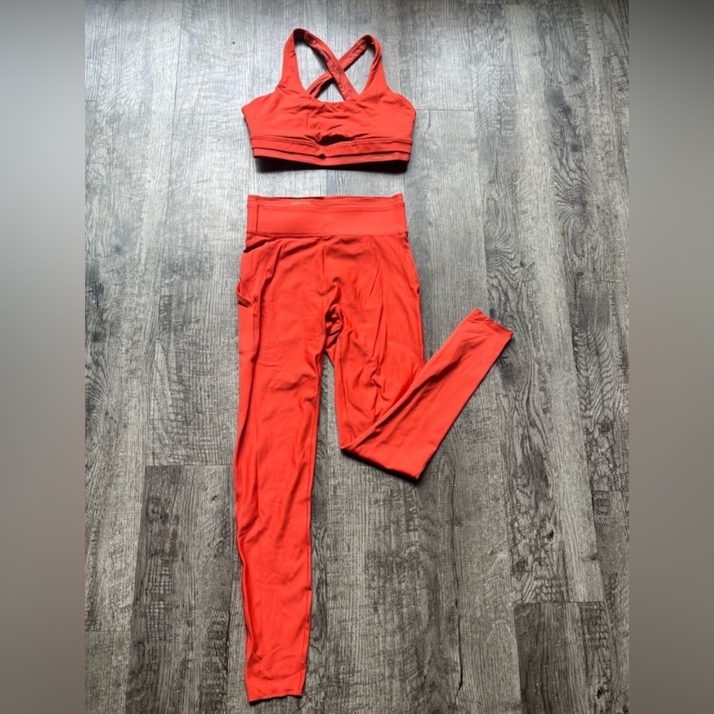 Outdoor Voices Thrive Sports Bra and Leggings Matching Set